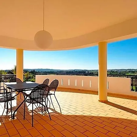 Sleeps 10 Pool Air Con Wifi