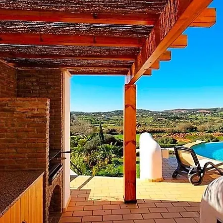 Sleeps 10 Pool Air Con Wifi *